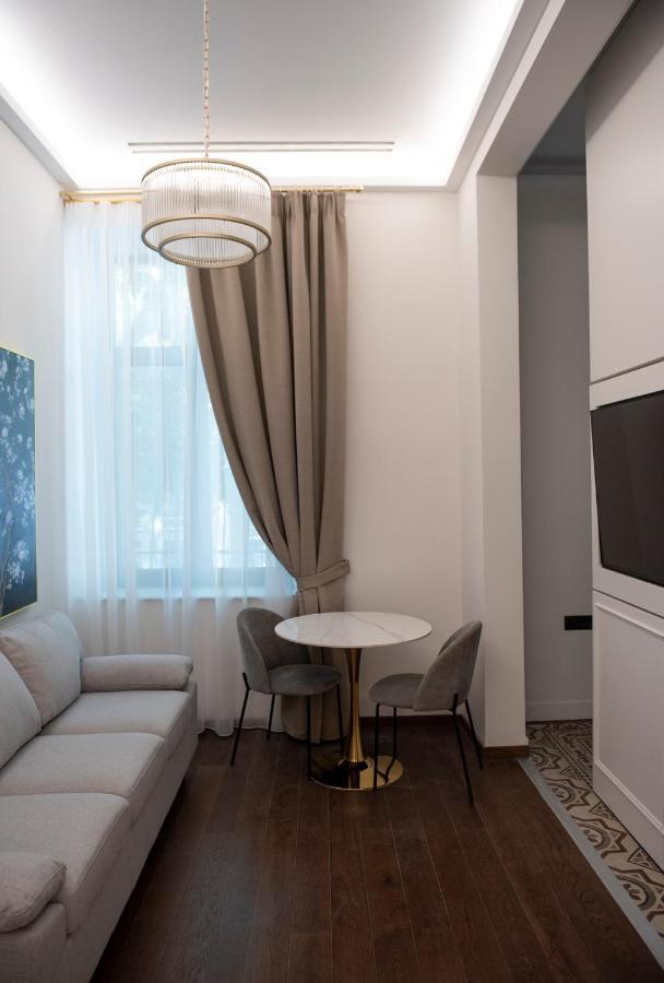 Jensen Luxury Suites Rhodes City 外观 照片
