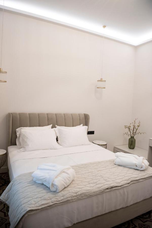 Jensen Luxury Suites Rhodes City 外观 照片