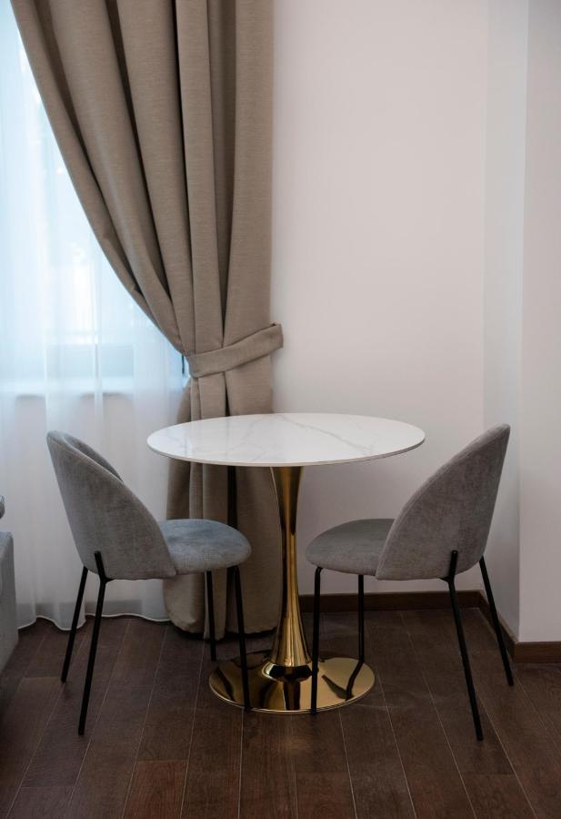 Jensen Luxury Suites Rhodes City 外观 照片