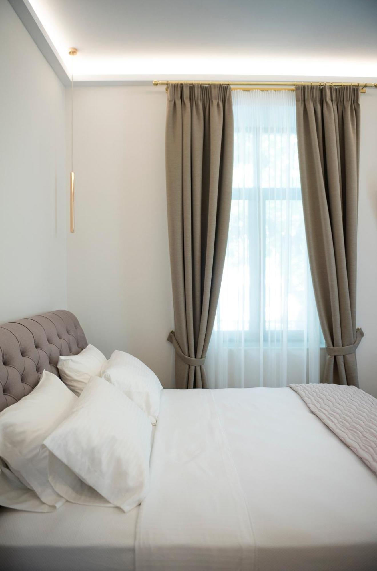 Jensen Luxury Suites Rhodes City 外观 照片